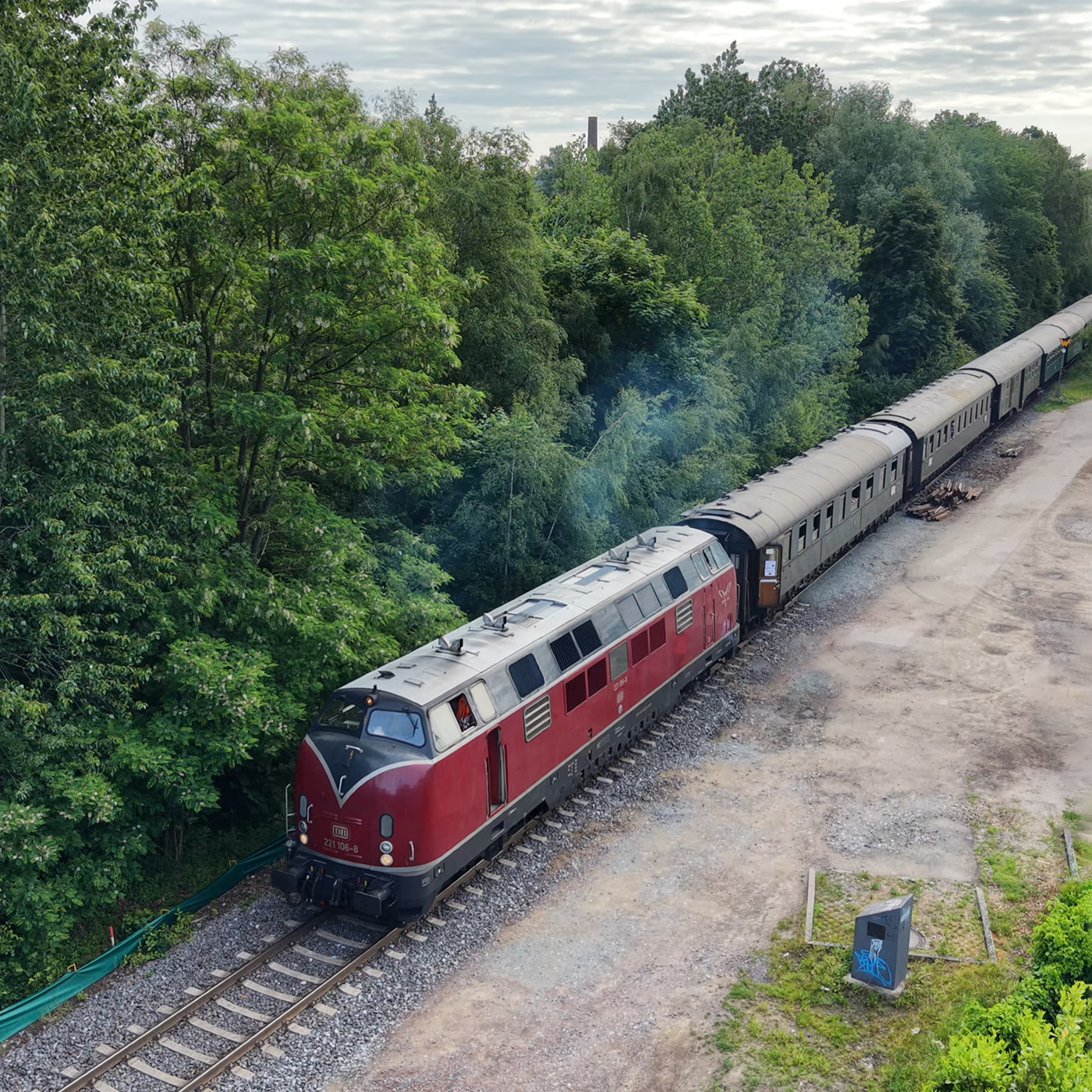 Drohnenaufnahme einer V200 Sonderfahrt