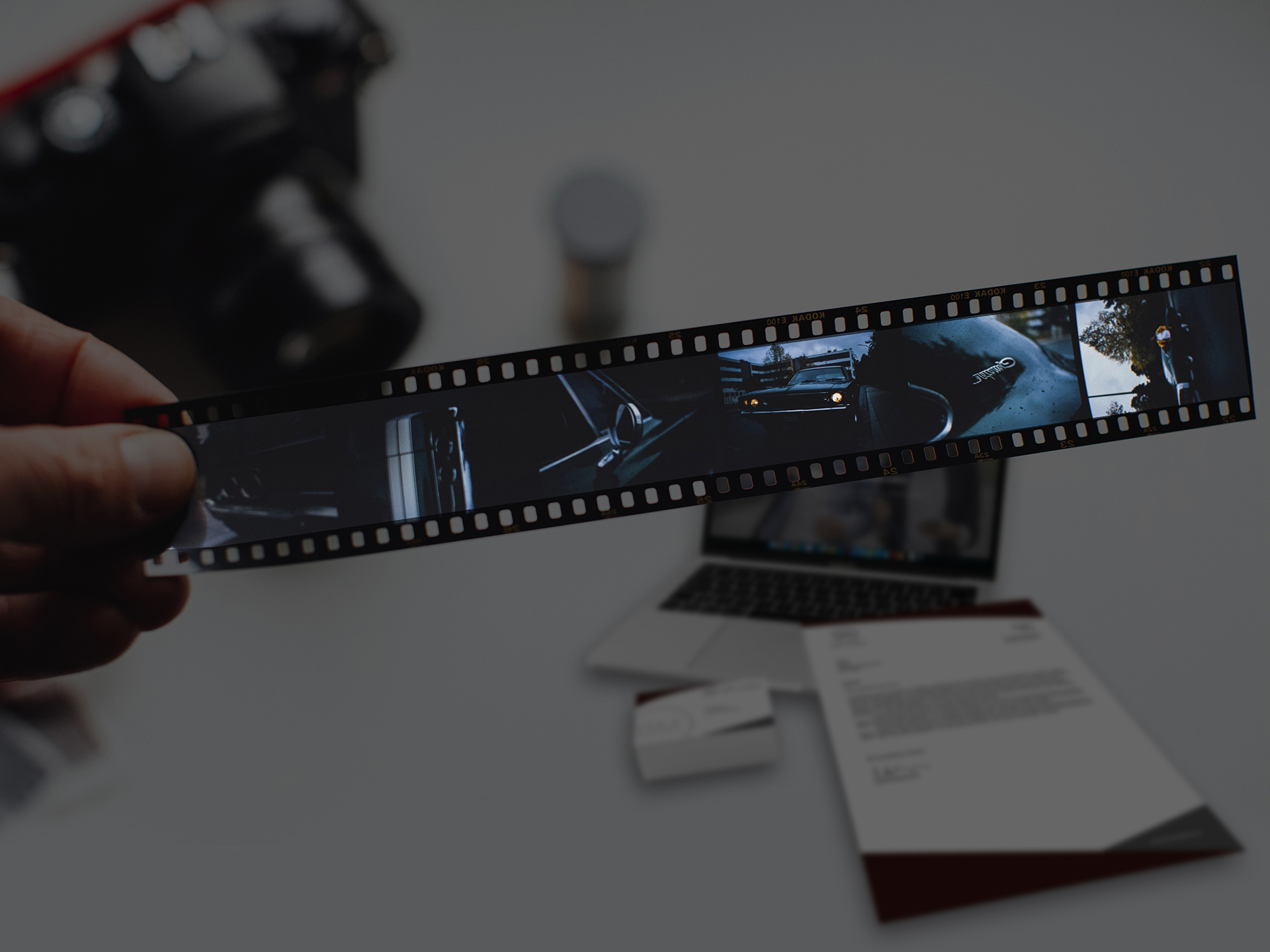 Moderner Webdesign-Arbeitsplatz